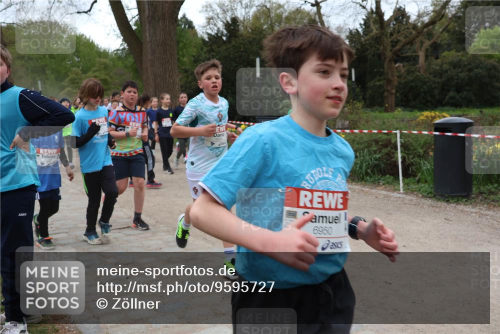 25.04.2026 - Das Zehntel Zöllner http://msf.ph/oto/9595727 25.04.2026 10:43:20 Laufen 6950 meine-sportfotos.de