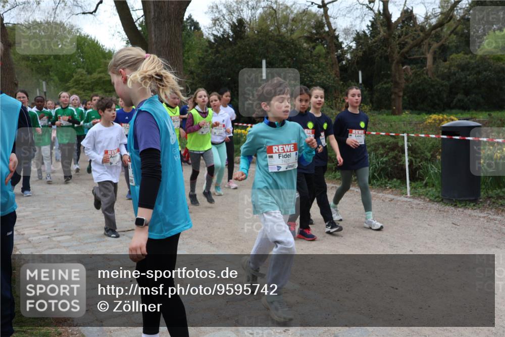 25.04.2026 - Das Zehntel Zöllner http://msf.ph/oto/9595742 25.04.2026 10:43:24 Laufen 7427 meine-sportfotos.de