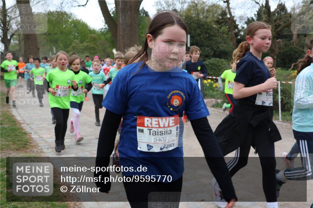 25.04.2026 - Das Zehntel Zöllner http://msf.ph/oto/9595770 25.04.2026 10:43:30 Laufen 5402, 6715 meine-sportfotos.de