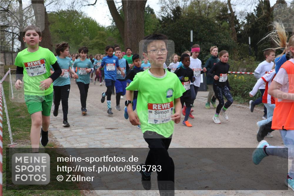 25.04.2026 - Das Zehntel Zöllner http://msf.ph/oto/9595783 25.04.2026 10:43:33 Laufen 5296, 5244 meine-sportfotos.de