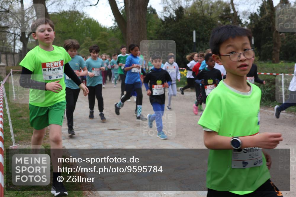 25.04.2026 - Das Zehntel Zöllner http://msf.ph/oto/9595784 25.04.2026 10:43:33 Laufen 5296, 5244 meine-sportfotos.de