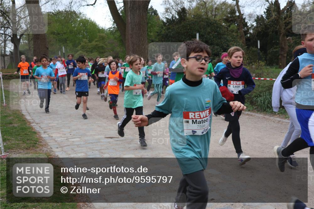 25.04.2026 - Das Zehntel Zöllner http://msf.ph/oto/9595797 25.04.2026 10:43:35 Laufen 7594, 8013 meine-sportfotos.de