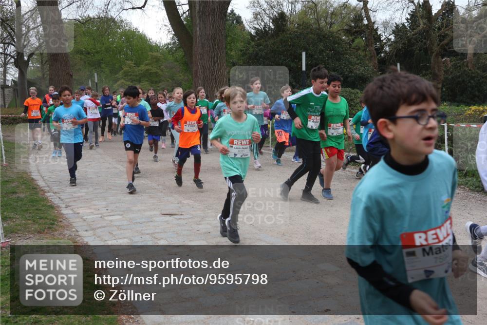 25.04.2026 - Das Zehntel Zöllner http://msf.ph/oto/9595798 25.04.2026 10:43:35 Laufen 10, 6031, 7591 meine-sportfotos.de