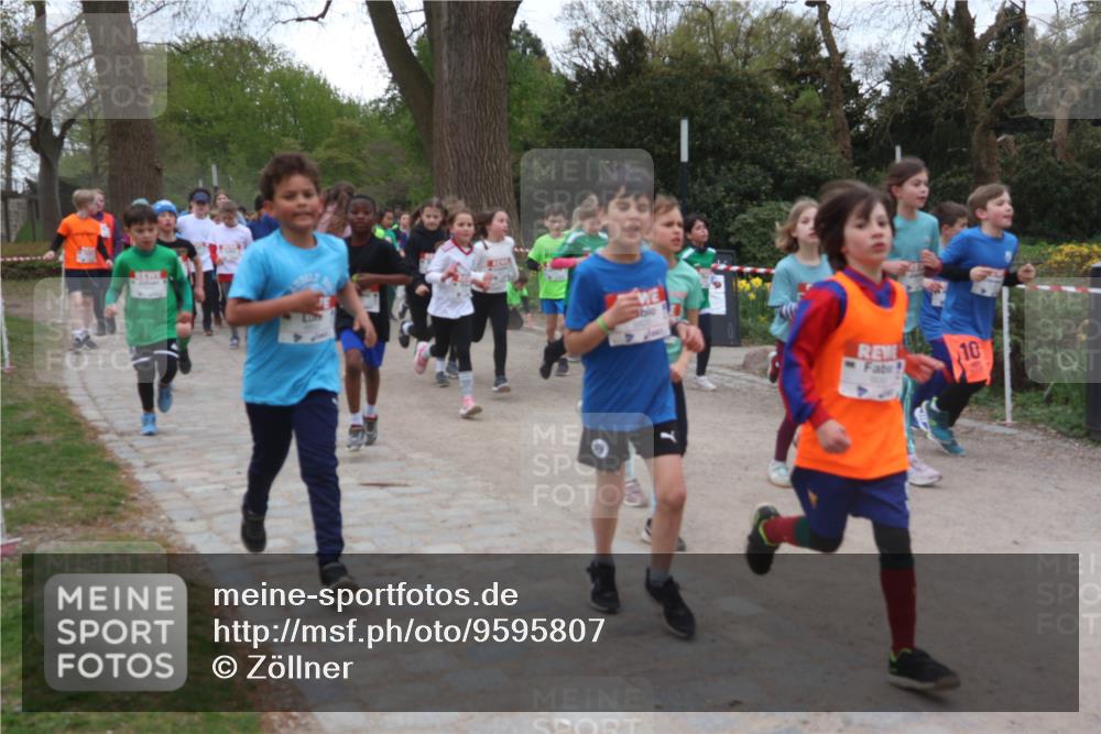 25.04.2026 - Das Zehntel Zöllner http://msf.ph/oto/9595807 25.04.2026 10:43:36 Laufen 10 meine-sportfotos.de
