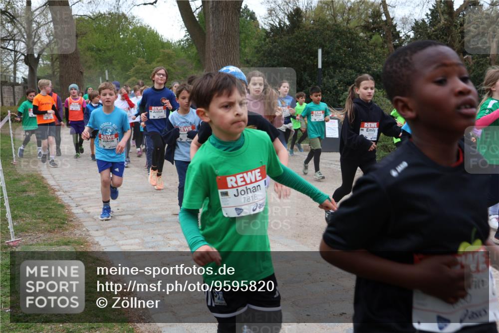 25.04.2026 - Das Zehntel Zöllner http://msf.ph/oto/9595820 25.04.2026 10:43:38 Laufen 7818 meine-sportfotos.de