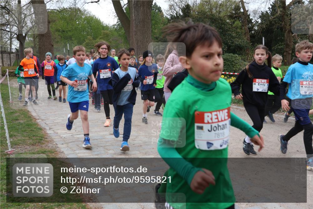 25.04.2026 - Das Zehntel Zöllner http://msf.ph/oto/9595821 25.04.2026 10:43:38 Laufen 7818 meine-sportfotos.de