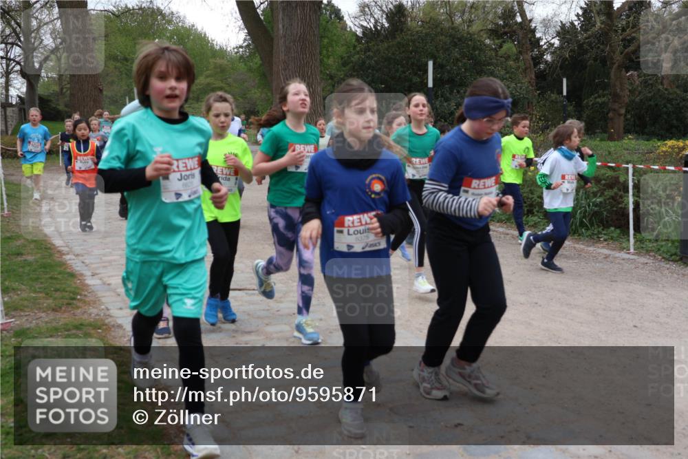25.04.2026 - Das Zehntel Zöllner http://msf.ph/oto/9595871 25.04.2026 10:43:47 Laufen 6625, 21116, 5375 meine-sportfotos.de