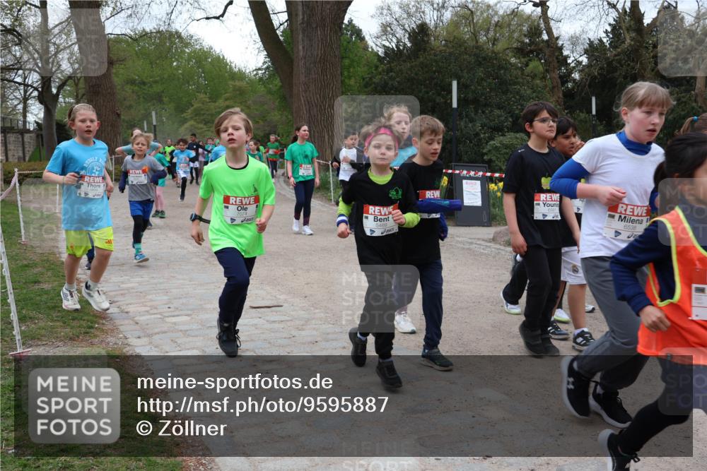 25.04.2026 - Das Zehntel Zöllner http://msf.ph/oto/9595887 25.04.2026 10:43:49 Laufen 20, 7074, 5469, 6538 meine-sportfotos.de