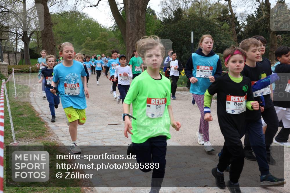 25.04.2026 - Das Zehntel Zöllner http://msf.ph/oto/9595889 25.04.2026 10:43:50 Laufen 7074, 5469, 6991 meine-sportfotos.de