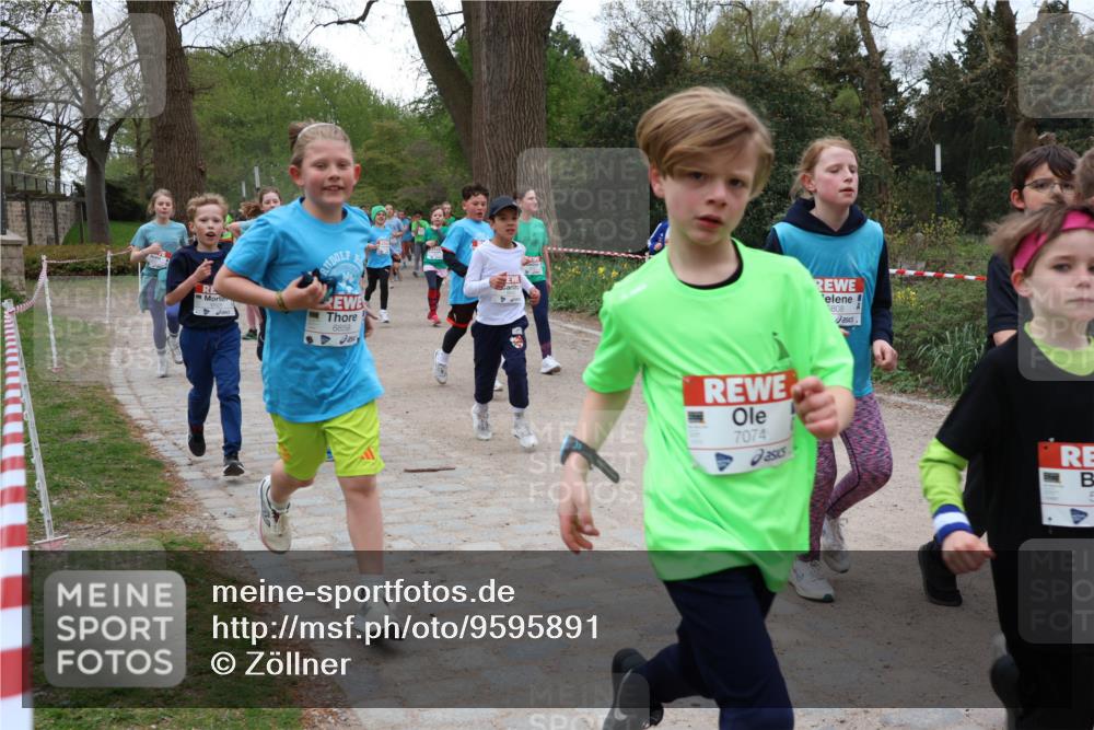 25.04.2026 - Das Zehntel Zöllner http://msf.ph/oto/9595891 25.04.2026 10:43:50 Laufen 6859, 7074, 5808 meine-sportfotos.de