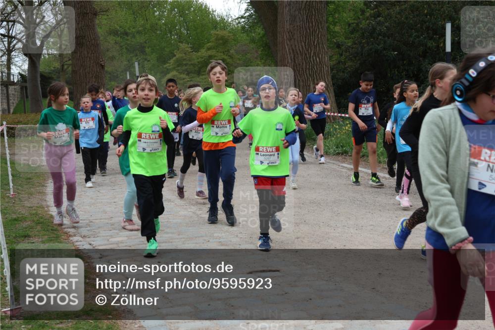 25.04.2026 - Das Zehntel Zöllner http://msf.ph/oto/9595923 25.04.2026 10:43:59 Laufen 5277, 5267 meine-sportfotos.de
