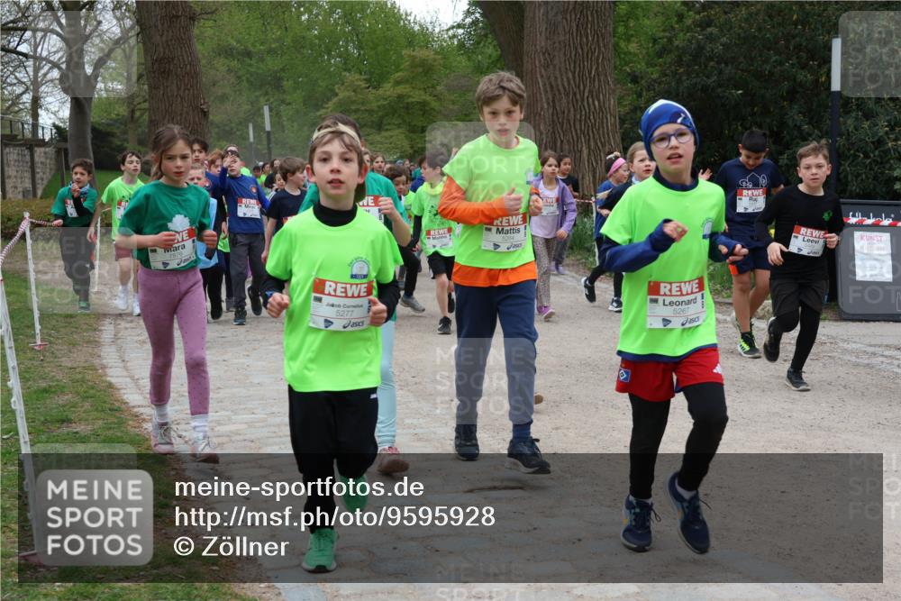 25.04.2026 - Das Zehntel Zöllner http://msf.ph/oto/9595928 25.04.2026 10:43:59 Laufen 7876, 65, 5277, 5267 meine-sportfotos.de