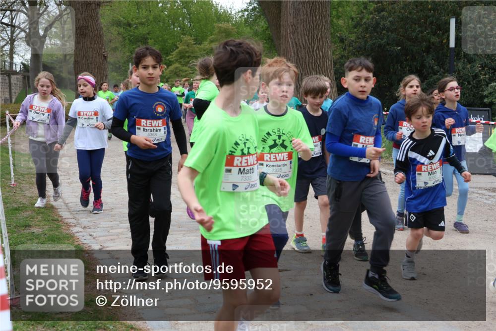 25.04.2026 - Das Zehntel Zöllner http://msf.ph/oto/9595952 25.04.2026 10:44:04 Laufen 5358, 7333, 7335, 8000 meine-sportfotos.de