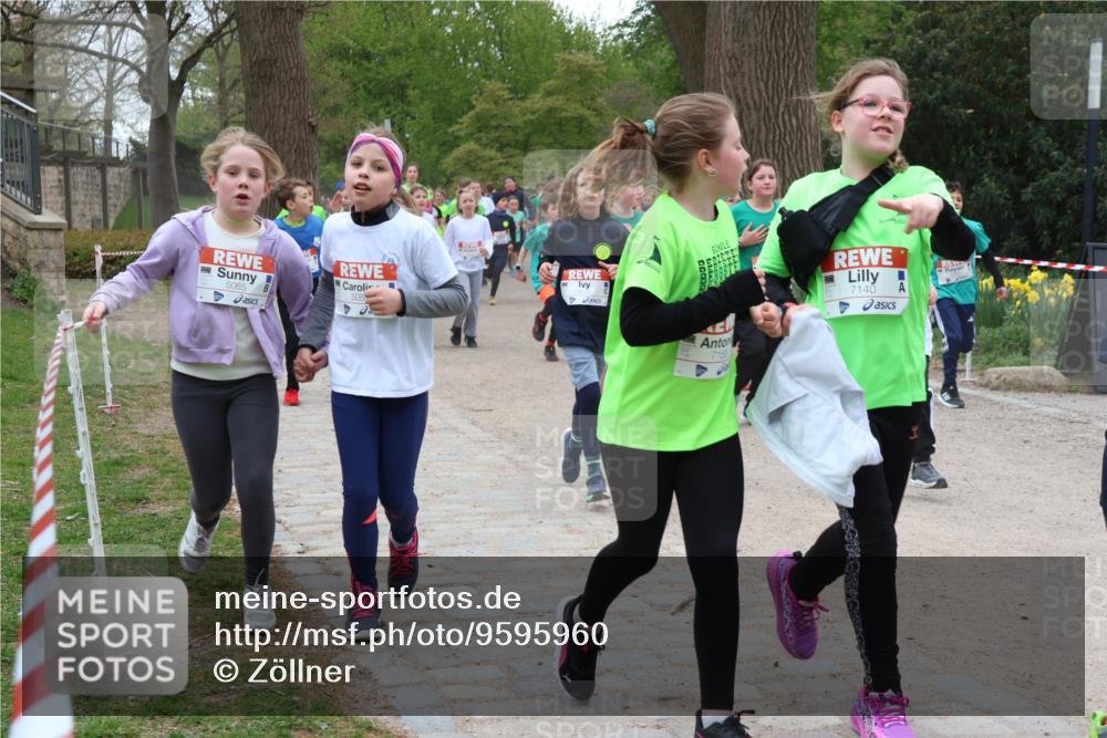25.04.2026 - Das Zehntel Zöllner http://msf.ph/oto/9595960 25.04.2026 10:44:05 Laufen 5065, 505, 7155, 7140 meine-sportfotos.de