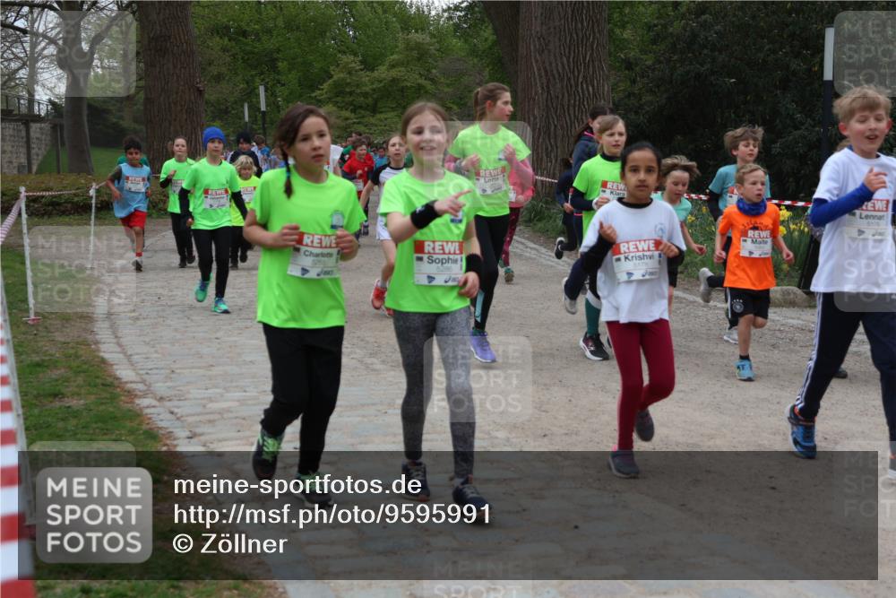 25.04.2026 - Das Zehntel Zöllner http://msf.ph/oto/9595991 25.04.2026 10:44:11 Laufen 5265, 5286, 19, 5179 meine-sportfotos.de