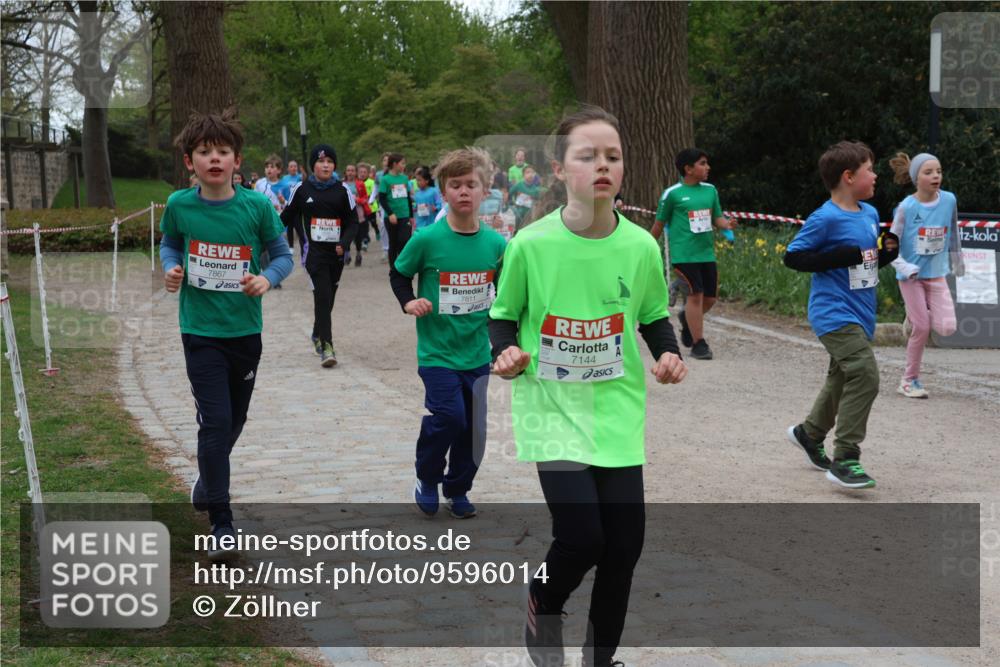 25.04.2026 - Das Zehntel Zöllner http://msf.ph/oto/9596014 25.04.2026 10:44:16 Laufen 7867, 7811, 7144 meine-sportfotos.de