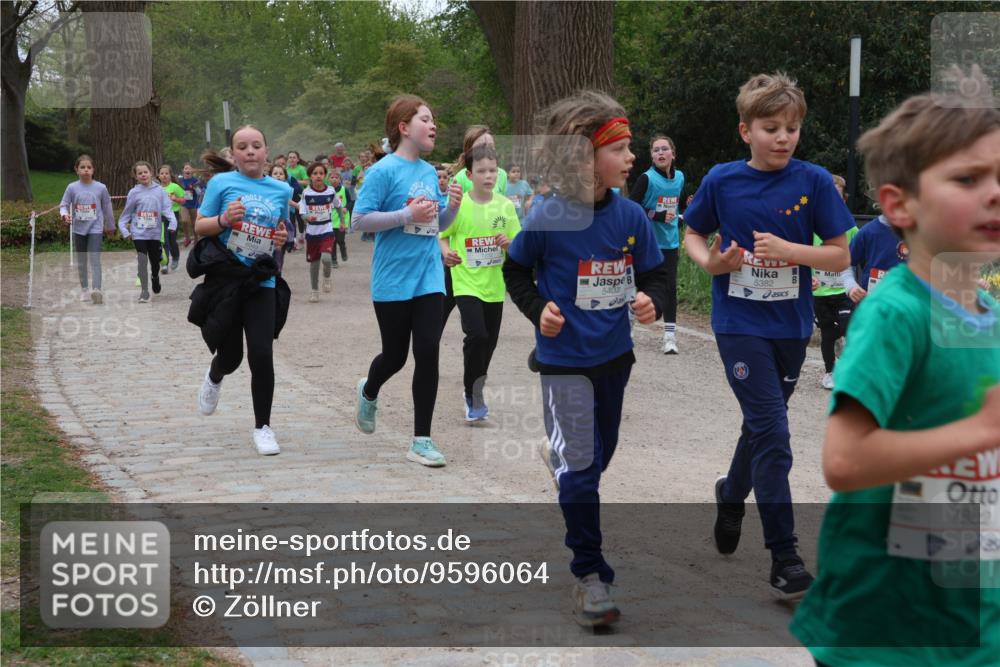 25.04.2026 - Das Zehntel Zöllner http://msf.ph/oto/9596064 25.04.2026 10:44:26 Laufen 5407, 5382, 7802 meine-sportfotos.de
