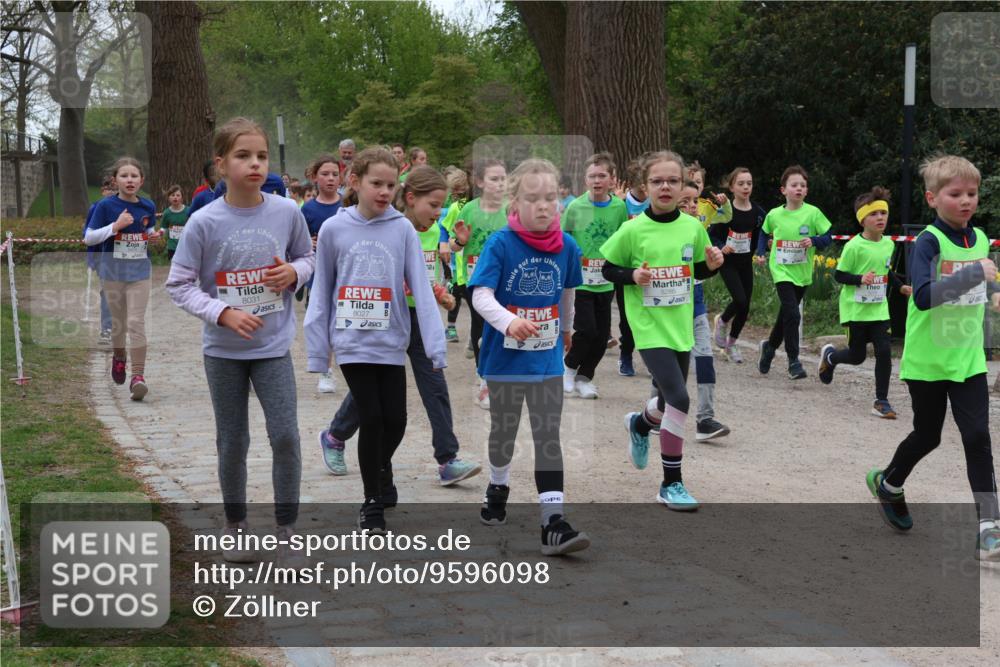 25.04.2026 - Das Zehntel Zöllner http://msf.ph/oto/9596098 25.04.2026 10:44:33 Laufen 8031, 8027, 12 meine-sportfotos.de