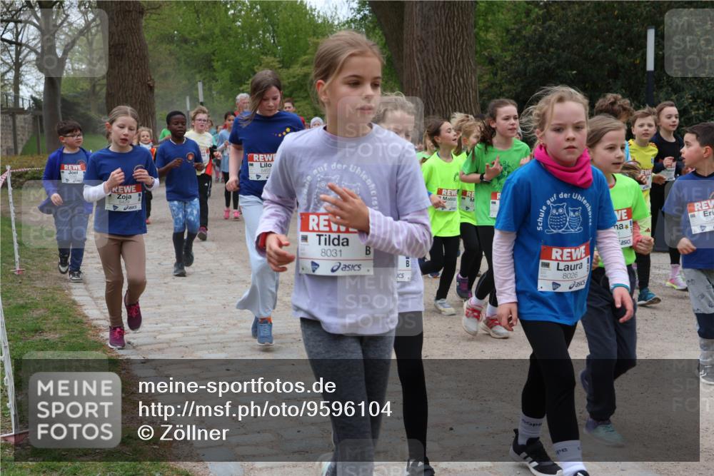 25.04.2026 - Das Zehntel Zöllner http://msf.ph/oto/9596104 25.04.2026 10:44:34 Laufen 5429, 5455, 8031, 8026 meine-sportfotos.de