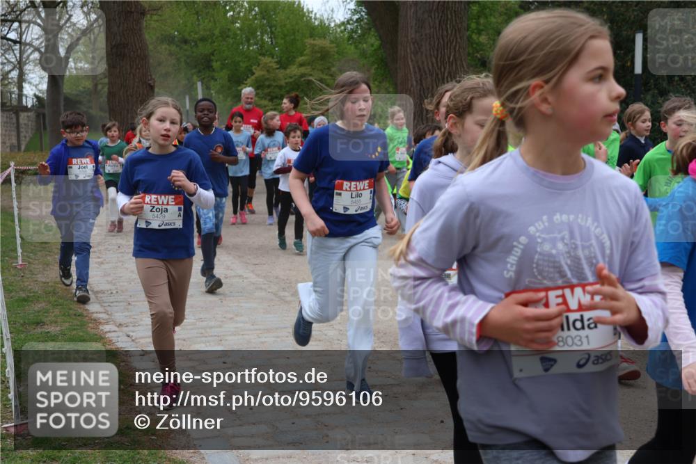 25.04.2026 - Das Zehntel Zöllner http://msf.ph/oto/9596106 25.04.2026 10:44:34 Laufen 5429, 5455, 8031 meine-sportfotos.de