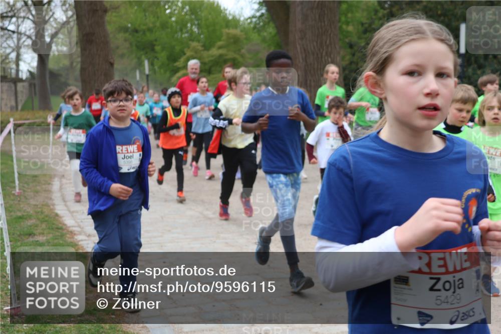 25.04.2026 - Das Zehntel Zöllner http://msf.ph/oto/9596115 25.04.2026 10:44:36 Laufen 5308, 5429 meine-sportfotos.de