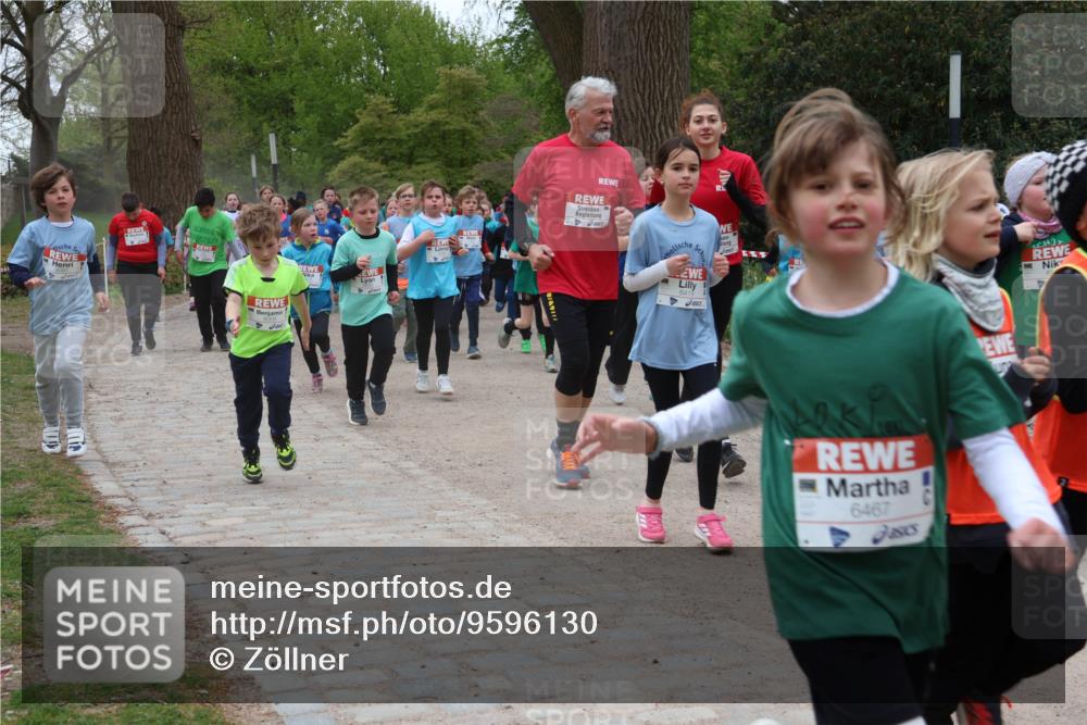 25.04.2026 - Das Zehntel Zöllner http://msf.ph/oto/9596130 25.04.2026 10:44:38 Laufen 6005, 6410, 6467, 91 meine-sportfotos.de