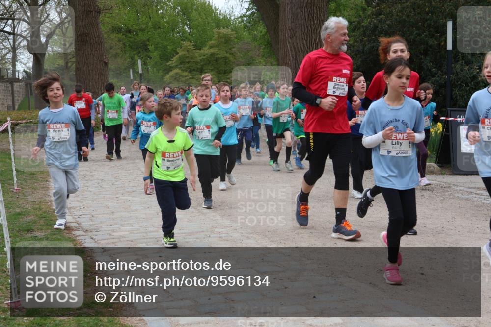 25.04.2026 - Das Zehntel Zöllner http://msf.ph/oto/9596134 25.04.2026 10:44:39 Laufen 6419 meine-sportfotos.de