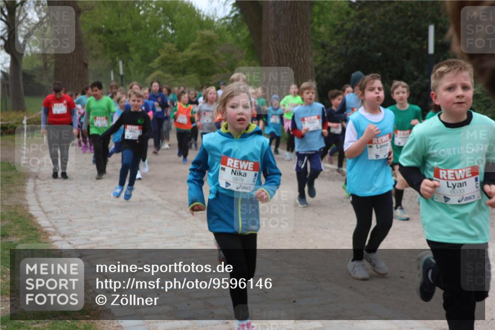 25.04.2026 - Das Zehntel Zöllner http://msf.ph/oto/9596146 25.04.2026 10:44:41 Laufen 5678, 6033 meine-sportfotos.de