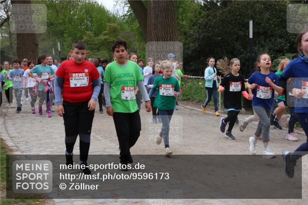 25.04.2026 - Das Zehntel Zöllner http://msf.ph/oto/9596173 25.04.2026 10:44:45 Laufen 6110, 7844, 7143 meine-sportfotos.de
