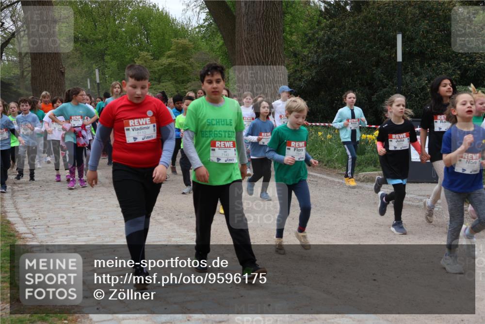 25.04.2026 - Das Zehntel Zöllner http://msf.ph/oto/9596175 25.04.2026 10:44:46 Laufen 6110, 7143, 7844, 5339 meine-sportfotos.de