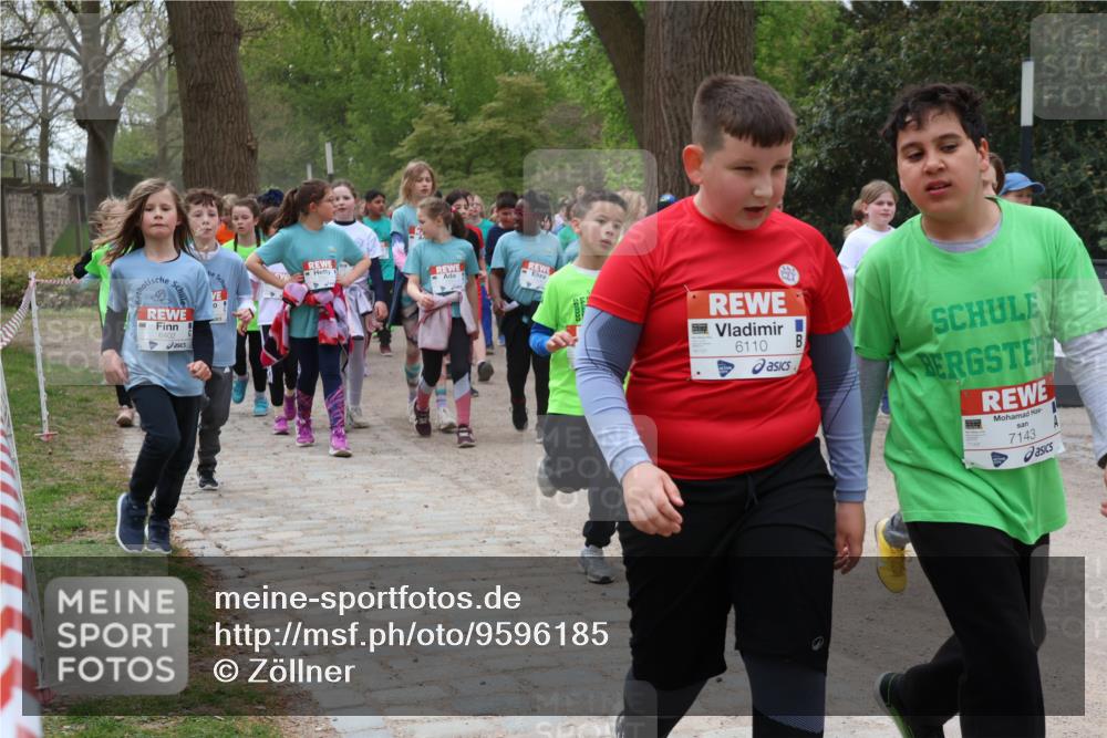 25.04.2026 - Das Zehntel Zöllner http://msf.ph/oto/9596185 25.04.2026 10:44:47 Laufen 6402, 0, 6110, 7143 meine-sportfotos.de