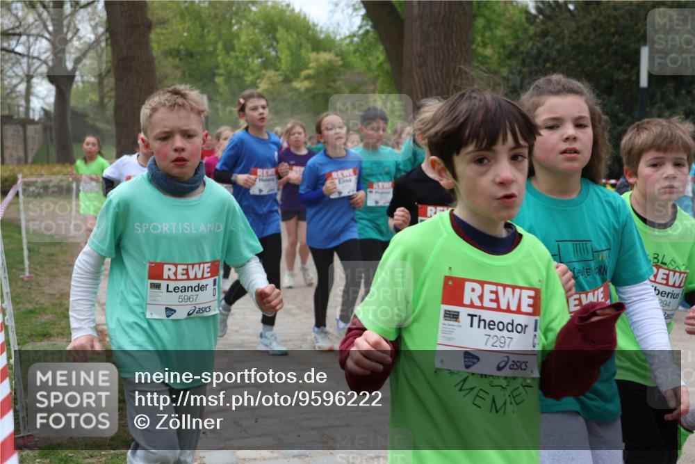 25.04.2026 - Das Zehntel Zöllner http://msf.ph/oto/9596222 25.04.2026 10:44:54 Laufen 5967, 7297, 294 meine-sportfotos.de