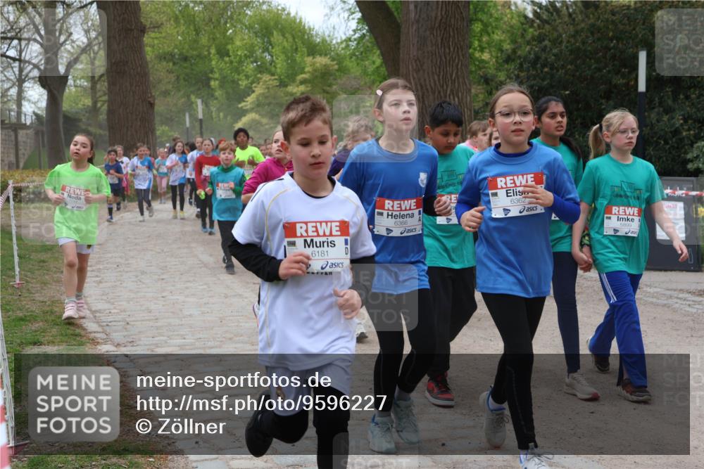 25.04.2026 - Das Zehntel Zöllner http://msf.ph/oto/9596227 25.04.2026 10:44:55 Laufen 6181, 6366, 6362, 5899 meine-sportfotos.de