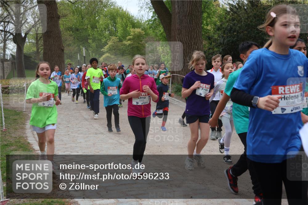 25.04.2026 - Das Zehntel Zöllner http://msf.ph/oto/9596233 25.04.2026 10:44:56 Laufen 6968, 6366 meine-sportfotos.de