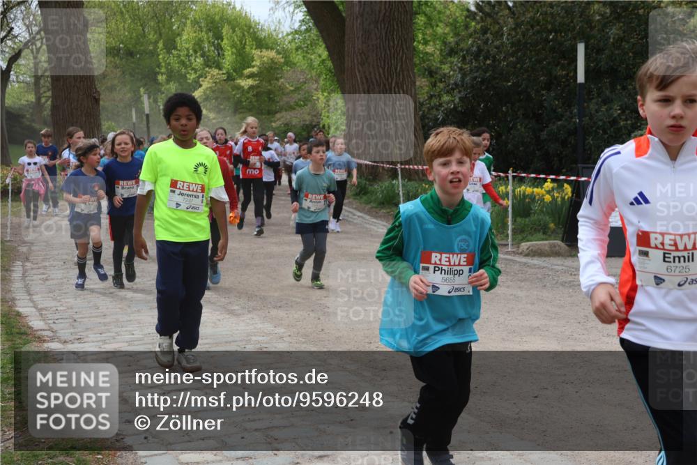25.04.2026 - Das Zehntel Zöllner http://msf.ph/oto/9596248 25.04.2026 10:44:59 Laufen 8, 7237, 5655, 6725 meine-sportfotos.de