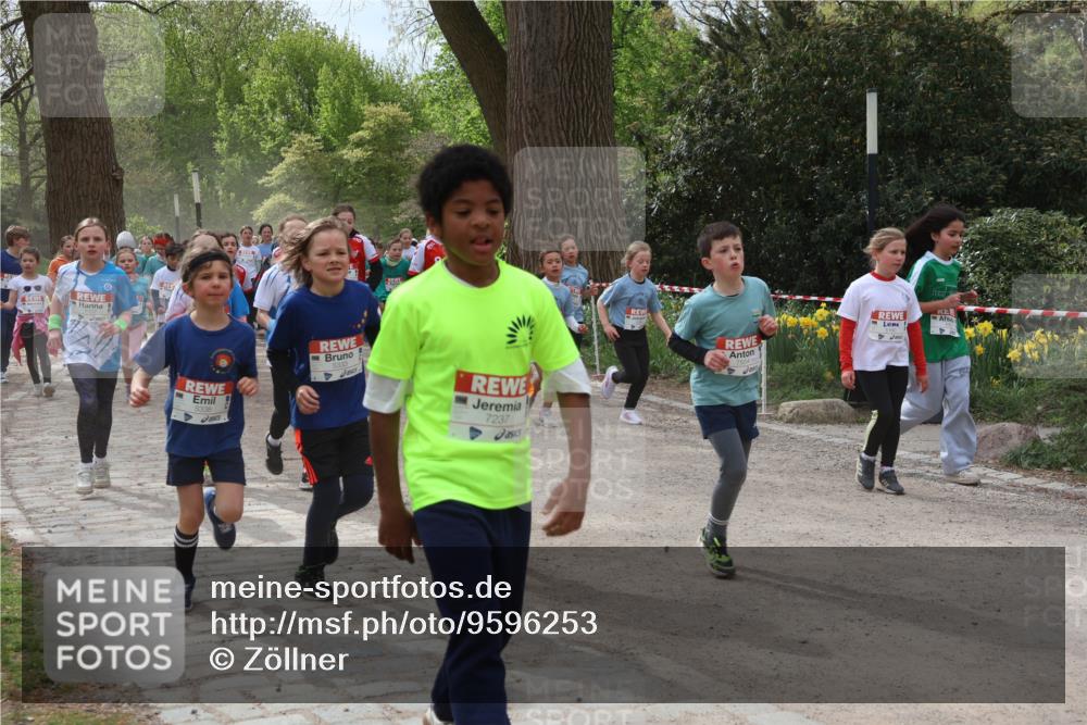 25.04.2026 - Das Zehntel Zöllner http://msf.ph/oto/9596253 25.04.2026 10:45:00 Laufen 7237 meine-sportfotos.de