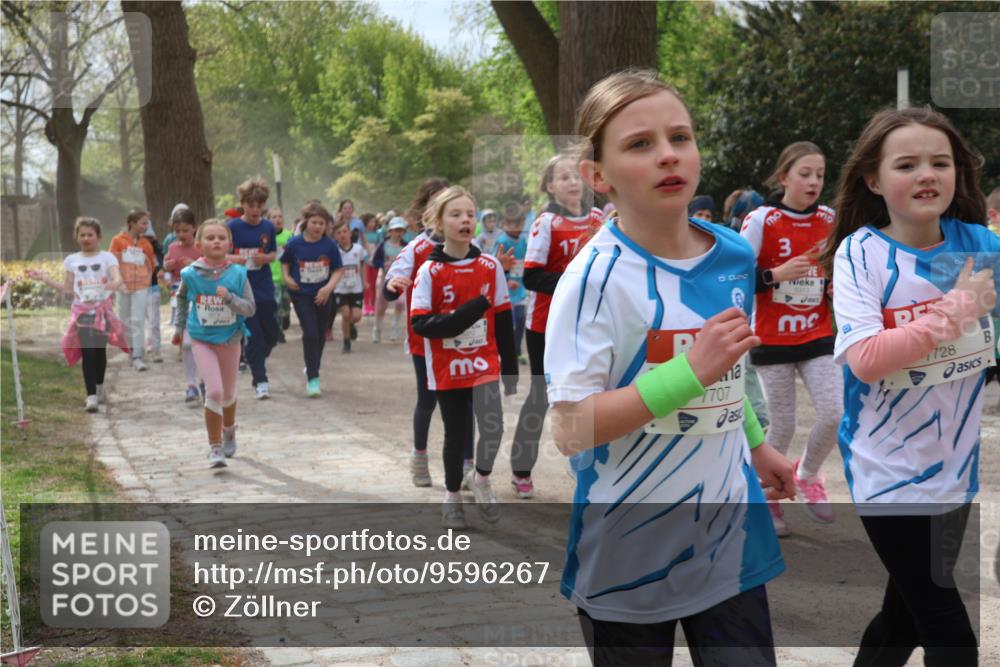25.04.2026 - Das Zehntel Zöllner http://msf.ph/oto/9596267 25.04.2026 10:45:03 Laufen 5, 17, 7707, 3, 110, 1728 meine-sportfotos.de
