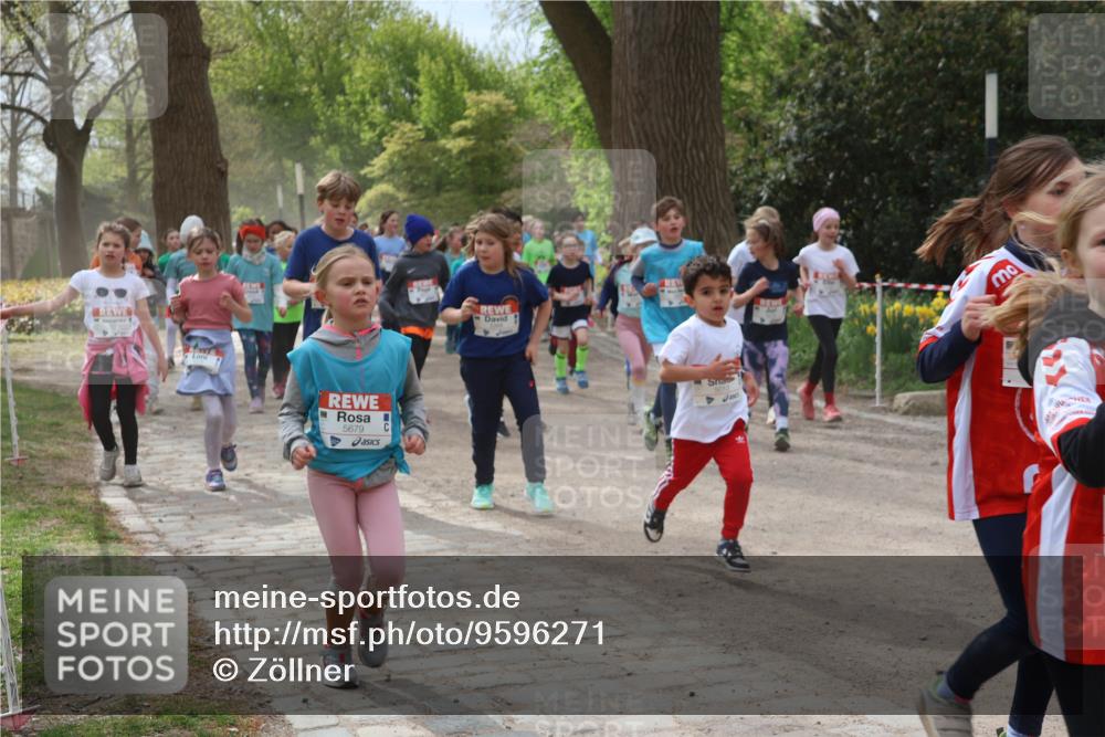 25.04.2026 - Das Zehntel Zöllner http://msf.ph/oto/9596271 25.04.2026 10:45:05 Laufen 5679 meine-sportfotos.de