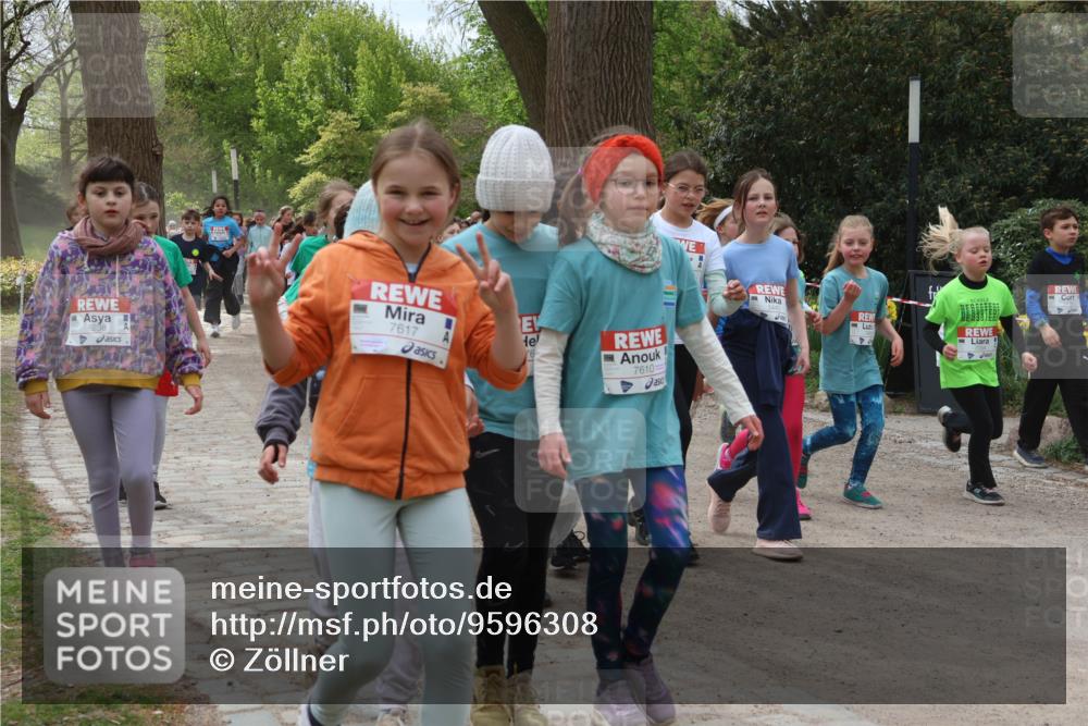 25.04.2026 - Das Zehntel Zöllner http://msf.ph/oto/9596308 25.04.2026 10:45:11 Laufen 6238, 7617, 7610 meine-sportfotos.de