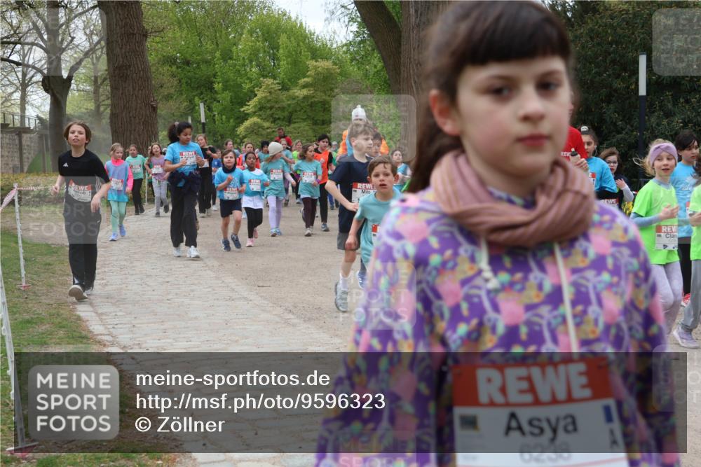 25.04.2026 - Das Zehntel Zöllner http://msf.ph/oto/9596323 25.04.2026 10:45:14 Laufen 6238 meine-sportfotos.de