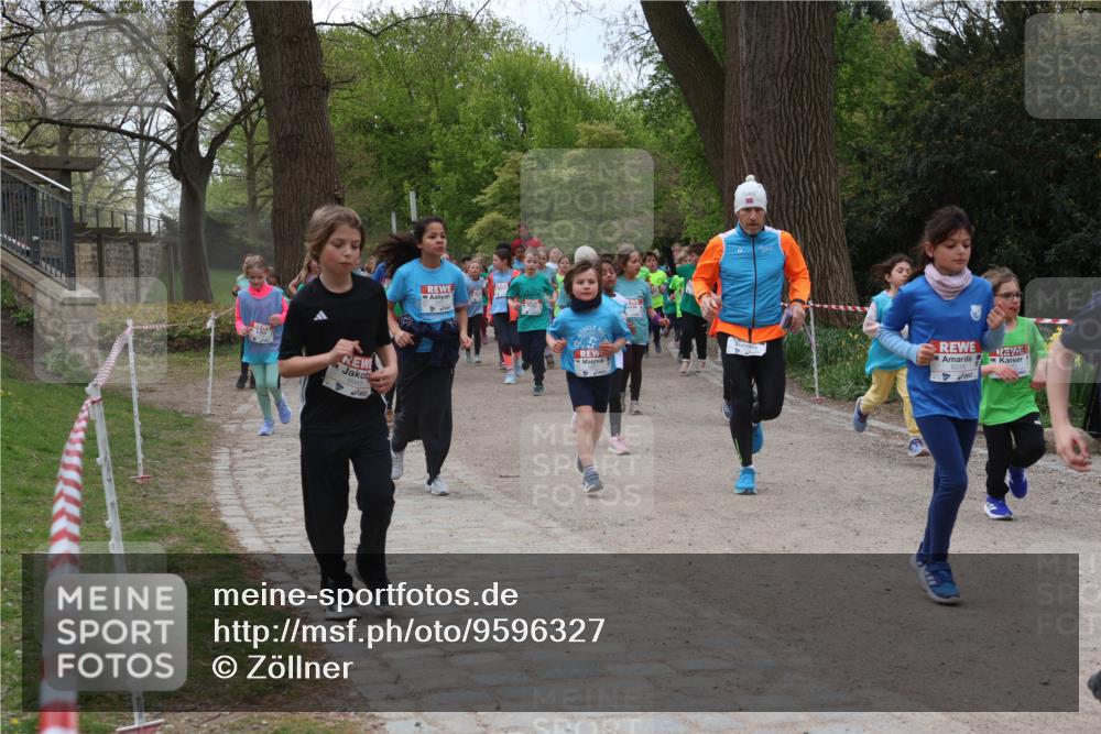 25.04.2026 - Das Zehntel Zöllner http://msf.ph/oto/9596327 25.04.2026 10:45:16 Laufen 6943 meine-sportfotos.de