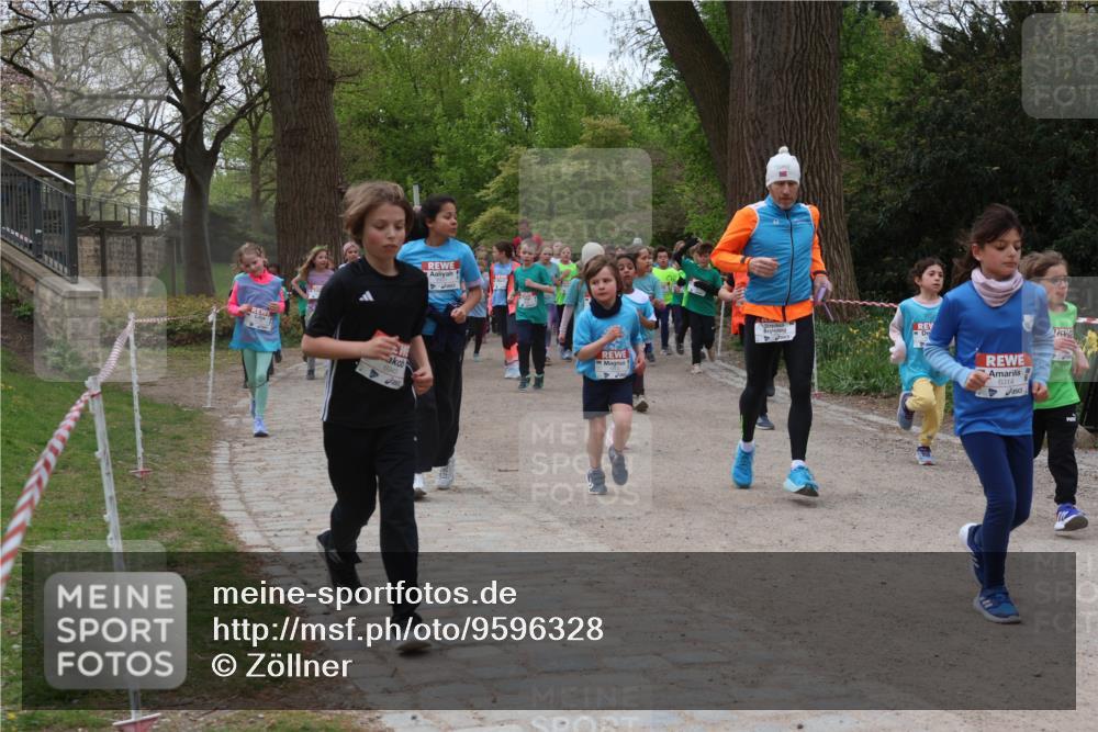 25.04.2026 - Das Zehntel Zöllner http://msf.ph/oto/9596328 25.04.2026 10:45:16 Laufen 6943, 6314 meine-sportfotos.de