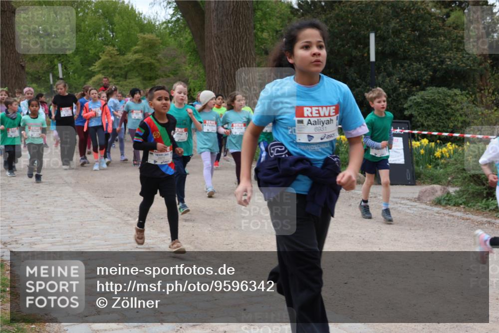 25.04.2026 - Das Zehntel Zöllner http://msf.ph/oto/9596342 25.04.2026 10:45:19 Laufen 6931 meine-sportfotos.de