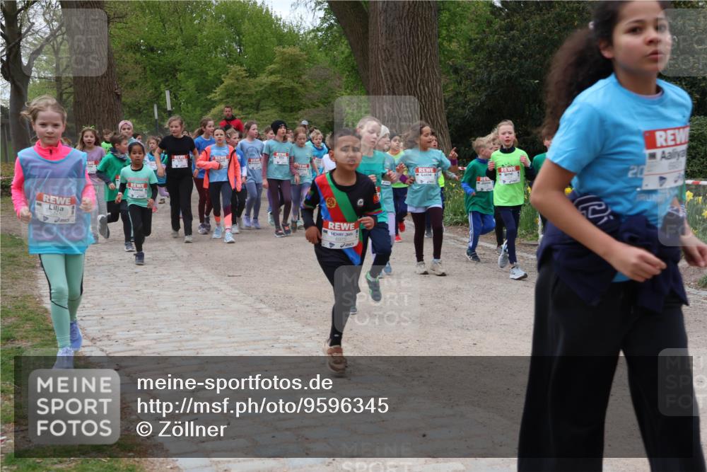 25.04.2026 - Das Zehntel Zöllner http://msf.ph/oto/9596345 25.04.2026 10:45:19 Laufen 5745, 6975, 20, 890 meine-sportfotos.de