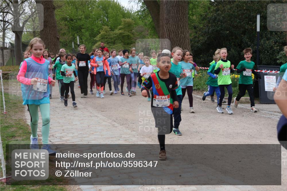 25.04.2026 - Das Zehntel Zöllner http://msf.ph/oto/9596347 25.04.2026 10:45:19 Laufen 5745, 6975, 1111 meine-sportfotos.de