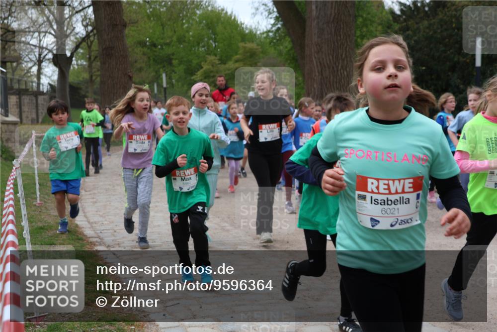 25.04.2026 - Das Zehntel Zöllner http://msf.ph/oto/9596364 25.04.2026 10:45:23 Laufen 6484, 6021 meine-sportfotos.de