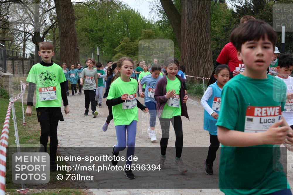 25.04.2026 - Das Zehntel Zöllner http://msf.ph/oto/9596394 25.04.2026 10:45:28 Laufen 7343, 7056, 7048, 7829, 5197 meine-sportfotos.de