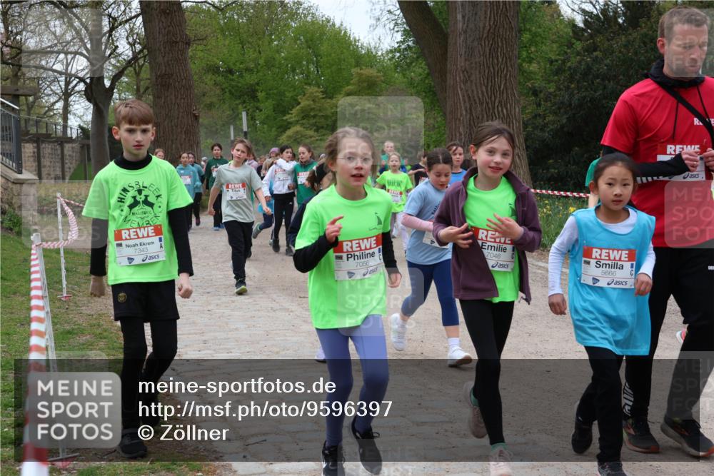 25.04.2026 - Das Zehntel Zöllner http://msf.ph/oto/9596397 25.04.2026 10:45:29 Laufen 7343, 5, 7056, 7046, 5666 meine-sportfotos.de