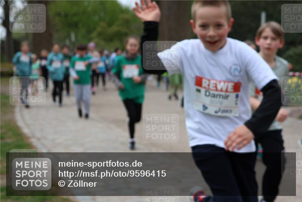 25.04.2026 - Das Zehntel Zöllner http://msf.ph/oto/9596415 25.04.2026 10:45:33 Laufen 5078 meine-sportfotos.de