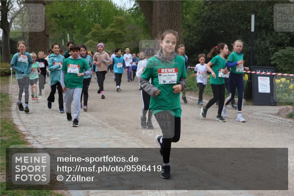 25.04.2026 - Das Zehntel Zöllner http://msf.ph/oto/9596419 25.04.2026 10:45:33 Laufen 7938 meine-sportfotos.de